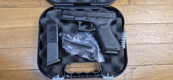 PRIX SPÉCIAL! New ! Glock 45 Gen5 FS "Crossover" - 2 chargeurs 17 coups - 9X19 - Compact, hybride et réussi ! - ARME NEUVE! – Image 2