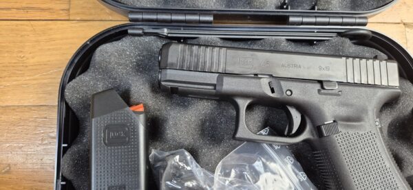 PRIX SPÉCIAL! New ! Glock 45 Gen5 FS "Crossover" - 2 chargeurs 17 coups - 9X19 - Compact, hybride et réussi ! - ARME NEUVE! – Image 5