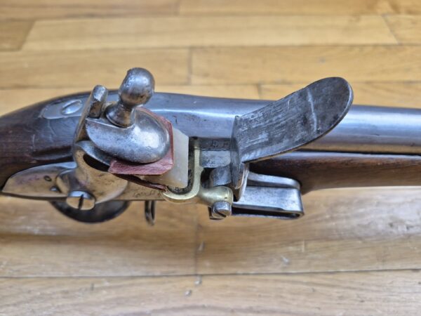 Très beau fusil 1777 modifié AN IX - Très rare fabrication de 1807 (avant la Russie) - Manufacture Impériale de St-Étienne -  Poinçons homogènes - Très beau bois - Excellent canon - Baguette au modèle - État rare pour une arme rare - TBE++ – Image 25