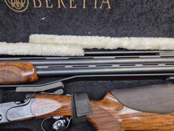 Très beau fusil de fosse Beretta 692 "Black Edition" - Superposé en canon de 76cm - Cal. 12/70 -  Avec valise Beretta et nombreux accessoires - Excellent état proche du neuf ! - TBE ++ – Image 12