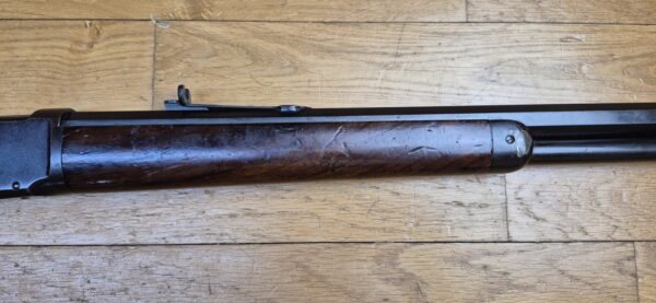 Belle et rare Winchester Model 1894 – Version rifle à canon octogonal (!) – Fabrication Winchester New Haven de ... 1896 ! – Une des toutes premières ! – Cal.38-55WCF PN! – POUDRE NOIRE – Beaux Bois – Canon superbe – Mécanisme intraitable – Très beaux marquages sur beau bronzage - Arme à nettoyer en excellent état ! – TBE + – Image 7