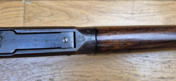 Belle et rare Winchester Model 1894 – Version rifle à canon octogonal (!) – Fabrication Winchester New Haven de ... 1896 ! – Une des toutes premières ! – Cal.38-55WCF PN! – POUDRE NOIRE – Beaux Bois – Canon superbe – Mécanisme intraitable – Très beaux marquages sur beau bronzage - Arme à nettoyer en excellent état ! – TBE + – Image 14