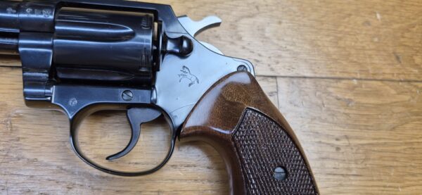 Très beau Révolver Colt Detective Special - Cal.38SP - Arme de 1975 - Top fabrication - Le 1er des "Subnose" - Canon 2 pouces - Neuf - TBE+++ – Image 4