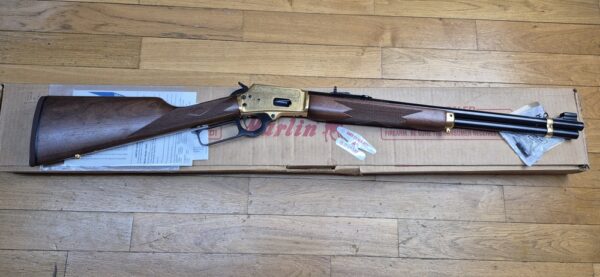 Superbe carabine à levier sous garde Marlin modèle 1894 S – Très rare série commémorative "Shérif Bat Masterson" - Exemplaire 031 sur 500 produites seulement - Arme de 1994 - Poinçon 'JM' pour Marlin par Marlin - Cal.44 mag – 9+1 coups – Bois de noyer de grade supérieur avec plaque de couche amortisseuse maison – Mécanique de rêve – Canon de 51 cm Micro-grooves somptueux – Boite d'origine et documents - Pièce d'exception en état neuf - TBE+++ – Image 2
