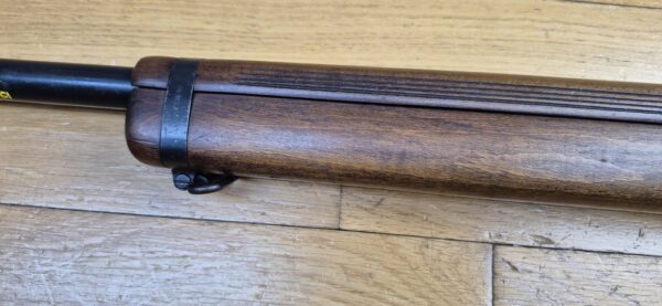 Beau Fusil Lee-Enfield N°8 MKI - Arme d'entrainement réglementaire britannique - Cal .22LR - Fabrication Fazakerley de 1952 - Bel exemplaire militaire "civilisé" - Dioptre militaire de qualité - Très beau canon et bonne mécanique - beau bois - TBE – Image 30