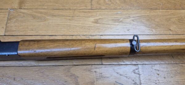 Très jolie carabine Lebel scolaire ou d'enfant – Rare en calibre 22LR ! (et pas bosquette !) – Arme d'artisan stéphanois – Très bonne mécanique – Très beaux bois et bronzage d'origine – "mono- matricule" – Hausse de 25 à 200m – Le charme des préaux de la III° dans un calibre rare pour ce modèle – TBE ++ – Image 12