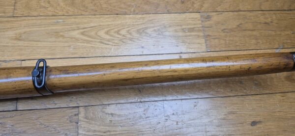 Très jolie carabine Lebel scolaire ou d'enfant – Rare en calibre 22LR ! (et pas bosquette !) – Arme d'artisan stéphanois – Très bonne mécanique – Très beaux bois et bronzage d'origine – "mono- matricule" – Hausse de 25 à 200m – Le charme des préaux de la III° dans un calibre rare pour ce modèle – TBE ++ – Image 13