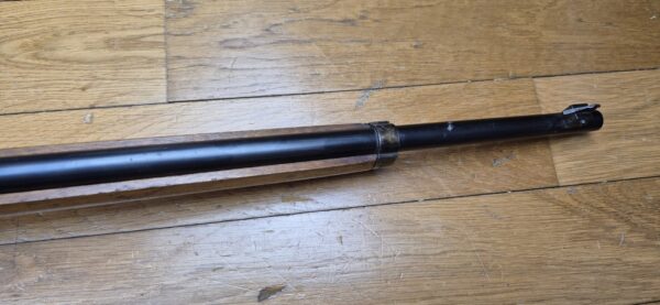 Très jolie carabine Lebel scolaire ou d'enfant – Rare en calibre 22LR ! (et pas bosquette !) – Arme d'artisan stéphanois – Très bonne mécanique – Très beaux bois et bronzage d'origine – "mono- matricule" – Hausse de 25 à 200m – Le charme des préaux de la III° dans un calibre rare pour ce modèle – TBE ++ – Image 19