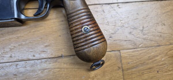 Très rare pistolet automatique C96 type Schnellfeuer "dit 712" – Cal. 7.63 Mauser – Rare exemplaire utilisé par la Wehrmacht ou la SS – Arme mythique – Un des tout derniers produits – Sélecteur de type Westinger – 100% mono-matricule – Chargeur Mauser 10 coups conforme – Étui artisanal 2°GM – TBE++ –  Catégorie A2 – Export EXCLUSIVEMENT! – Image 3