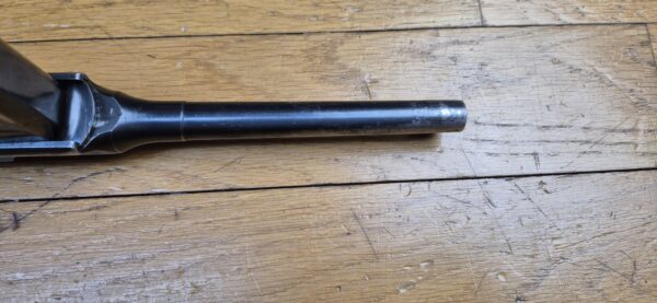 Très rare pistolet automatique C96 type Schnellfeuer "dit 712" – Cal. 7.63 Mauser – Rare exemplaire utilisé par la Wehrmacht ou la SS – Arme mythique – Un des tout derniers produits – Sélecteur de type Westinger – 100% mono-matricule – Chargeur Mauser 10 coups conforme – Étui artisanal 2°GM – TBE++ –  Catégorie A2 – Export EXCLUSIVEMENT! – Image 13