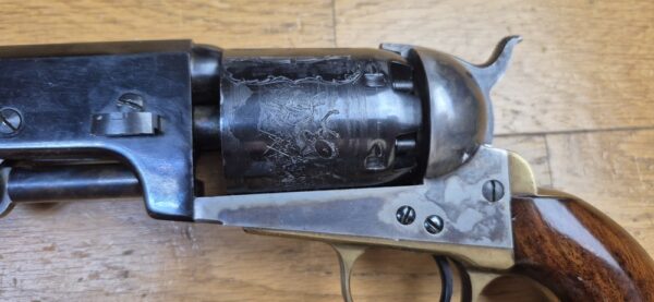 Beau revolver Colt 1847 - Modèle Dragoon 1er Model - Rare variante "USMR" en barillet - Fabrication Uberti - Arme de 1991 - 6 coups - Cal .44 - Poudre noire - Bonne fabrication début des années 90 - TBE – Image 21