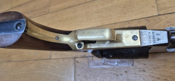 Énorme Révolver Colt Walker - Cal .44 PN - Fabrication Army San Marco de 1989 - Bronzage et jaspage superbes et présents à 100% - Excellente mécanique - Énorme canon 9 pouces avec rayures bien nettes - Très peu tiré - TBE- – Image 8