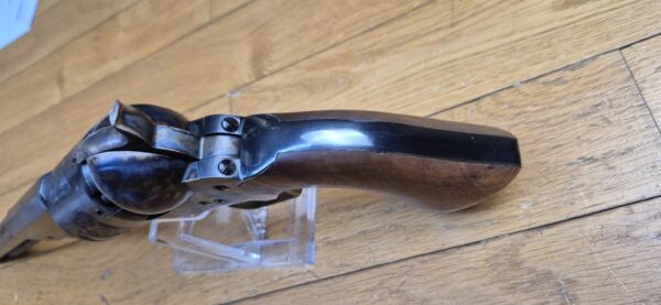 Énorme Révolver Colt Walker - Cal .44 PN - Fabrication Army San Marco de 1989 - Bronzage et jaspage superbes et présents à 100% - Excellente mécanique - Énorme canon 9 pouces avec rayures bien nettes - Très peu tiré - TBE- – Image 12