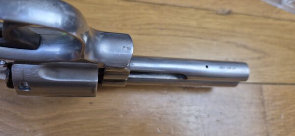 Très bon revolver Smith & Wesson - Modèle 686-4 - Calibre 357Magnum / 38 Spécial - Six coups - 2 jeux de plaquettes - Très bonne mécanique - canon 5 pouces miroir avec de belles rayures - Arme d'occasion en BE+ – Image 10