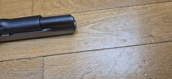 Très beau Pistolet Tanfoglio - Modèle 1911 Witness Custom - Cal.45 ACP - Tout acier - Plaquettes impeccables - Excellente mécanique et esthétique - Canon superbe - Deux chargeurs et mallette d'origine - Un des meilleurs rapports qualité / Prix du marché - TBE+ – Image 8