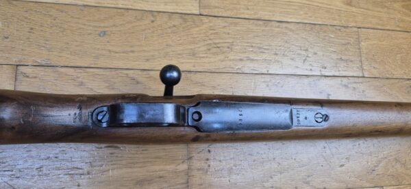 Belle carabine K98 - Période III° Reich - Code BYF 43 - Fabrication Mauser Oberndorf de 1943 - Mono-matricule - Superbe état mécanique - Crosse réparée - Beau canon - Très belle rayures - Belle arme 100% période - TBE – Image 12
