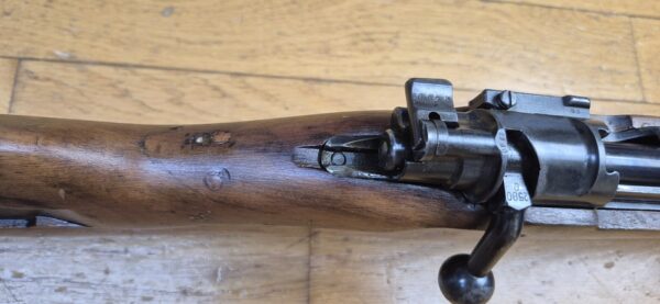 Belle carabine K98 - Période III° Reich - Code BYF 43 - Fabrication Mauser Oberndorf de 1943 - Mono-matricule - Superbe état mécanique - Crosse réparée - Beau canon - Très belle rayures - Belle arme 100% période - TBE – Image 17