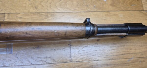 Belle carabine K98 - Période III° Reich - Code BYF 43 - Fabrication Mauser Oberndorf de 1943 - Mono-matricule - Superbe état mécanique - Crosse réparée - Beau canon - Très belle rayures - Belle arme 100% période - TBE – Image 23