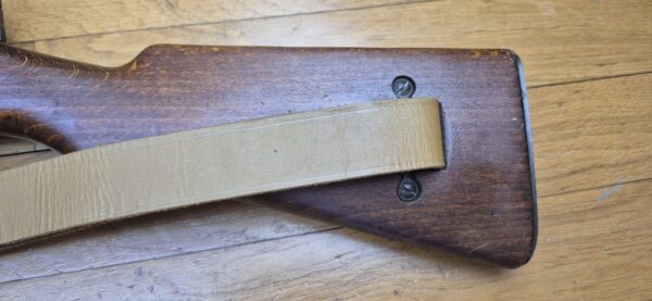 Beau et très peu courant Fusil semi-automatique MAS 49-56 - Calibre d’origine 7,5 x 54 MAS - Arme mythique -  Très bon fonctionnement mécanique - Beau canon à rayures bien nettes -  Bel état esthétique - deux chargeurs 10 coups- Dispositif de tir de nuit et de tir à blanc (rare)- Bretelle - Arme rare et en TBE+ – Image 27
