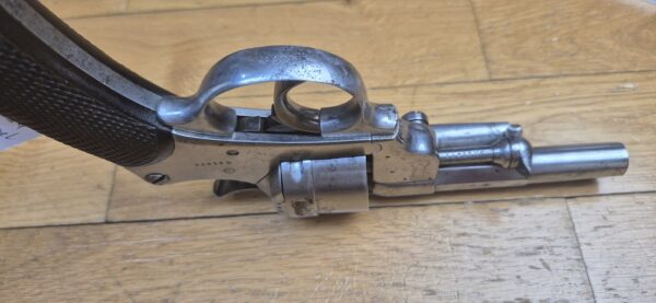 Bon revolver réglementaire Modèle 1873 - calibre 11mm73 - intégralement mono matricule - Encore du jaune paille - MAS en 1878 - Bonne mécanique, beau canon et belles chambres - BE – Image 7