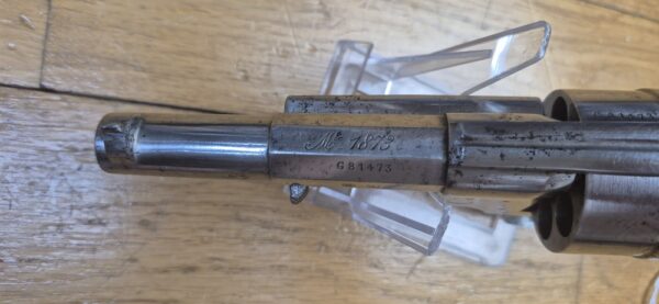 Bon revolver réglementaire Modèle 1873 - calibre 11mm73 - intégralement mono matricule - Encore du jaune paille - MAS en 1878 - Bonne mécanique, beau canon et belles chambres - BE – Image 13