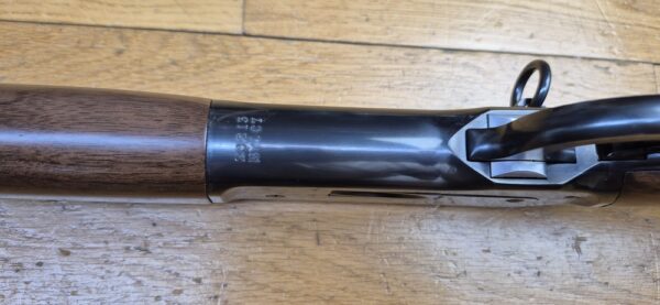 Superbe et Rare carabine à levier sous garde Browning Modèle1886 - La meilleure de TOUTES les fabrications modernes de la 1886 "Winchester" - Cal 45-70Gvt - Rare fabrication du centenaire en Grade I rifles par Miroku - Boite d'origine et manuel - 7.000 exemplaires seulement - Arme d'exception - État absolu de neuf ! - TBE+++ – Image 24