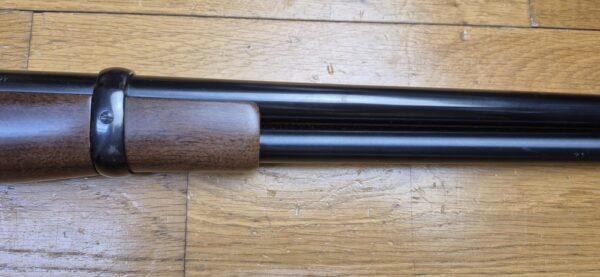 Superbe et Rare carabine à levier sous garde Browning Modèle1886 - La meilleure de TOUTES les fabrications modernes de la 1886 "Winchester" - Cal 45-70Gvt - Rare fabrication du centenaire en Grade I rifles par Miroku - Boite d'origine et manuel - 7.000 exemplaires seulement - Arme d'exception - État absolu de neuf ! - TBE+++ – Image 37