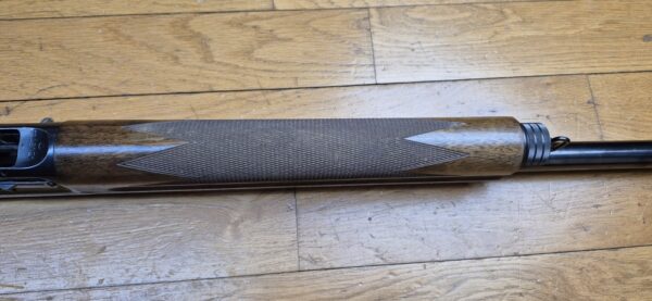 Iconique Fusil semi automatique Browning Auto 5 - Cal 12/70 - 2+1 Catégorie C - Arme de 1972 en excellent état -  Splendide canon - Mécanisme intraitable - Belles finitions - Très peu servi -  TBE ++ – Image 16