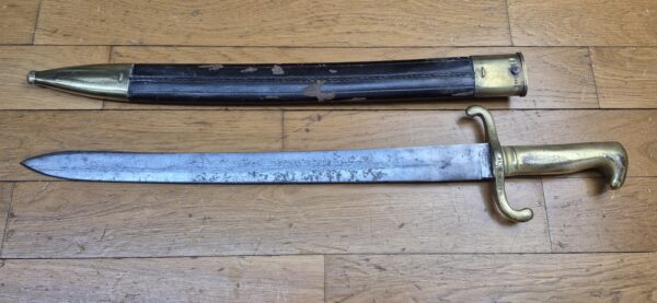 Splendide et peu courant glaive d'artillerie prussien dit Seitengewehr 1864 - Arme des guerres de 1870/71 et 1914-1918 - Fabrication Weyersberg à Solingen - Arme prussienne de 1889 - 51° d'artillerie de Strasbourg ! -  Rare mono-matricule arme et fourreau  - TBE/TBE+ – Image 9