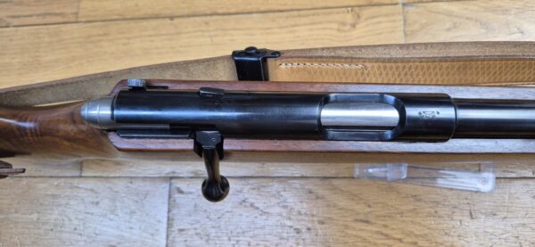 Rare carabine d'entrainement Heym 52 - Arme similaire au modèle "Police 1952" - Cal .22 LR - Production Heym très limitée vers 1955 - Bois de noyer superbe - Bretelle d'origine - Quasi neuve - TBE++ – Image 15