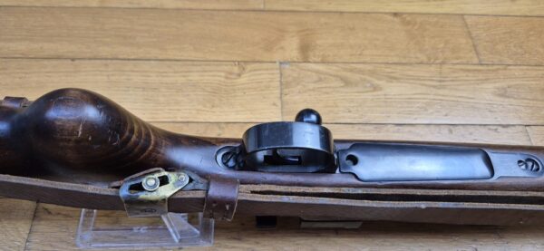 Peu courante carabine des Douanes "ZollKarabiner" Heym 1952 - Arme rare de la période avant la re-crétion de la Bundeswher en 1955 - Cal. 8x57 IS -  Fabrication ultra qualitative de Heim -  Mécanique et ajustements parfaits - Canon superbe - Mono-matricule - Dernière représentante du système 98 en Allemagne - Rare arme réglementaire en TBE++ – Image 10