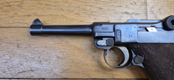 Très beau Pistolet Luger P08 - Fabrication "S/42" par Mauser - Très rare exemplaire en "G" pour 1935 - Carcasse type 1908-1918 non encore renforcée post 1936 - Un des 54.070 produits en 1935 - Arme rare - TBE+ – Image 7