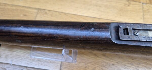 Peu courant Fusil Mauser Espagnol M1893 - Calibre d'origine 7x57 Mauser (rare) - Configuration règlementaire - Oviedo 1928 - Très bon état mécanique et bon canon -  Bronzage d'origine à 95% - Une arme surprenamment moderne - TBE – Image 19