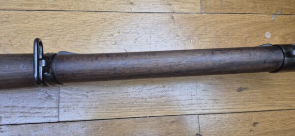 Magnifique fusil G98 - Gewehr 1898 - Arsenal Spandau en 1900 - Calibre d'origine 8x57 IS - Intégralement Mono matricule sauf la baguette conforme - Bretelle cuir marron d'origine -  Attribution prestigieuse au 1er Grenadier Kronprinz "1. R. 4. 150."- TBE+ – Image 15