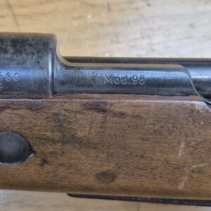 Belle carabine K98 - Période III° Reich - Code BYF 43 - Fabrication Mauser Oberndorf de 1943 - Mono-matricule - Superbe état mécanique - Crosse réparée - Beau canon - Très belle rayures - Belle arme 100% période - TBE