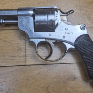 Bon revolver réglementaire Modèle 1873 - calibre 11mm73 - intégralement mono matricule - Encore du jaune paille - MAS en 1878 - Bonne mécanique, beau canon et belles chambres - BE