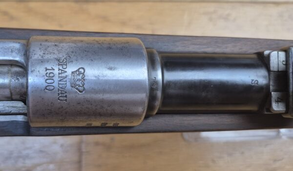 Magnifique fusil G98 - Gewehr 1898 - Arsenal Spandau en 1900 - Calibre d'origine 8x57 IS - Intégralement Mono matricule sauf la baguette conforme - Bretelle cuir marron d'origine -  Attribution prestigieuse au 1er Grenadier Kronprinz "1. R. 4. 150."- TBE+
