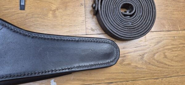 Très bel étui pour Pistolet Luger P04 de Marine - Fabrication LOH Söhne à Berlin - Premier Modèle précoce - Outils clé DMW et baguette de marine - Cuir de qualité bien souple en excellent état sur toutes ses coutures - Avec sa très rare sangle de transport !- TBE++ – Image 19