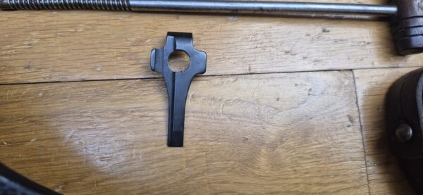 Très bel étui pour Pistolet Luger P04 de Marine - Fabrication LOH Söhne à Berlin - Premier Modèle précoce - Outils clé DMW et baguette de marine - Cuir de qualité bien souple en excellent état sur toutes ses coutures - Avec sa très rare sangle de transport !- TBE++ – Image 20