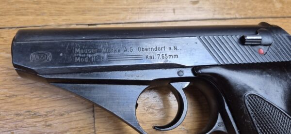 Beau Pistolet Mauser Modèle HSC - Rare fabrication Mauser sous Occupation Srançaise - En 7,65mm et huit coups - 1945 - Au moins aussi rare étui fantaisie d'origine - Très bel état esthétique et mécanique - TBE+/ TBE++ – Image 6