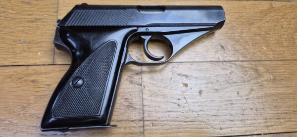Beau Pistolet Mauser Modèle HSC - Rare fabrication Mauser sous Occupation Srançaise - En 7,65mm et huit coups - 1945 - Au moins aussi rare étui fantaisie d'origine - Très bel état esthétique et mécanique - TBE+/ TBE++ – Image 13