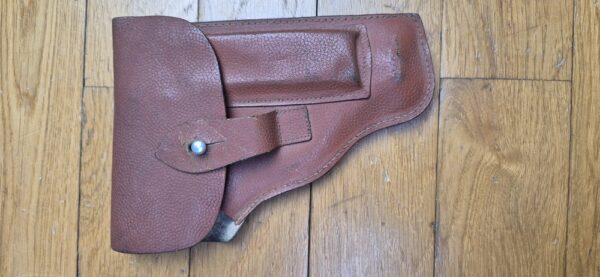 Beau Pistolet Mauser Modèle HSC - Rare fabrication Mauser sous Occupation Srançaise - En 7,65mm et huit coups - 1945 - Au moins aussi rare étui fantaisie d'origine - Très bel état esthétique et mécanique - TBE+/ TBE++ – Image 17