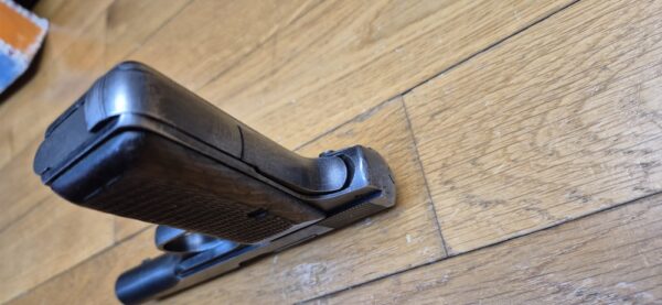 Beau Pistolet Browning Mod.10/22 - 7,65mm Browning - Fabrication Herstal saisie par l'armée allemande - Vers 1942 / 44 - Nombreux Waffenamt - Très bon fonctionnement - Rare étui police - TBE – Image 6