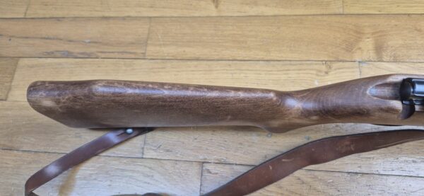 Carabine Albrecht Kind (et pas King comme souvent entendu ou lu !) - Arme monocoup 22 Lr - Équivalente de nos "La Française" - Arme d’initiation ultra légère pour du fun au stand ou dans le jardin - Très beaux bois en dépit d'un manque de cirage/huilage - Rail 11mm et canon fileté avec sa bague de protection - Détente réglable - TBE+ – Image 22