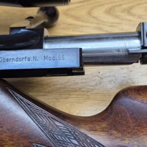 Superbe carabine de chasse Mauser 66 S - Calibre 7x64 -  Noyer veiné de haute qualité -  Inserts ébène et os  - Quadrillage manuel - Stetcher à l'allemande (deux détentes) - Lunette AKAH 6 x 42 / 46 à corps acier en réticule N°1 - TBE / TBE+