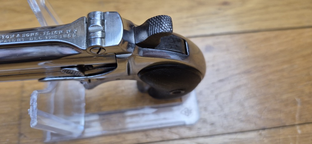 Iconique pistolet double Derringer Remington M95 - Cal 41 annulaire dit .41RF - peu courant et recherché Type I tardif - L'arme des saloons de 1870/1880 ! - Très belle finition nickelée d'origine - Excellent état mécanique - Bons canons - Éjection parfaite - Plaquettes ébonite en très bon état - 14.000 exemplaires seulement ! - Un "joker" dans la manche d'un As en excellent état - TBE+/TBE++ – Image 11