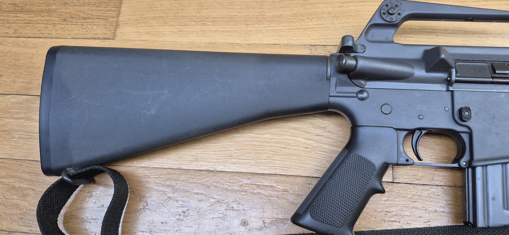 Très belle carabine Colt AR15 A2 Modèle Sporter II - Calibre 222 rem. - Fabrication 100% Colt vers 1985 - Entre la M16 A1 et la M16 A2 dans l'arbre généalogique Colt - Excellente arme de stand de qualité pour les fans de la plateforme AR15 - TBE++ – Image 34