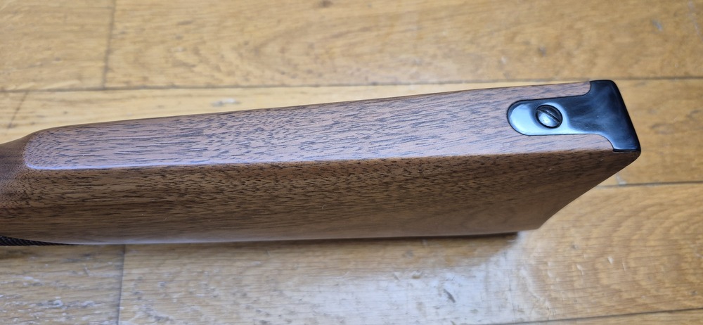 Très belle Winchester commémorative « Shérif Bat Masterson » – Carabine de selle modèle 1894 – Arme de 1979 – 8.000 exemplaires seulement – Cal. 30-30 Win – RARE Boite d'origine en BE+ - Arme à l'état de quasi neuf - TBE+++ – Image 19