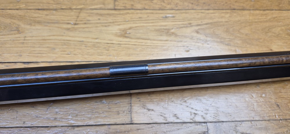 Très belle reproduction de Carabine de précision Edwin Wesson - Modèle vers 1845/49 - Cal .50 - Fabrication Italienne Moffra di Mainardi pour Hege en Allemagne - Arme poudre noire réputée pour sa précision longue distance - Très belles finitions - Jaspage à 90% - Bois en TBE - Très beau canon - Excellente mécanique - Arme de 1978 - Superbe et rare dans le monde poudre noire- TBE++ – Image 18