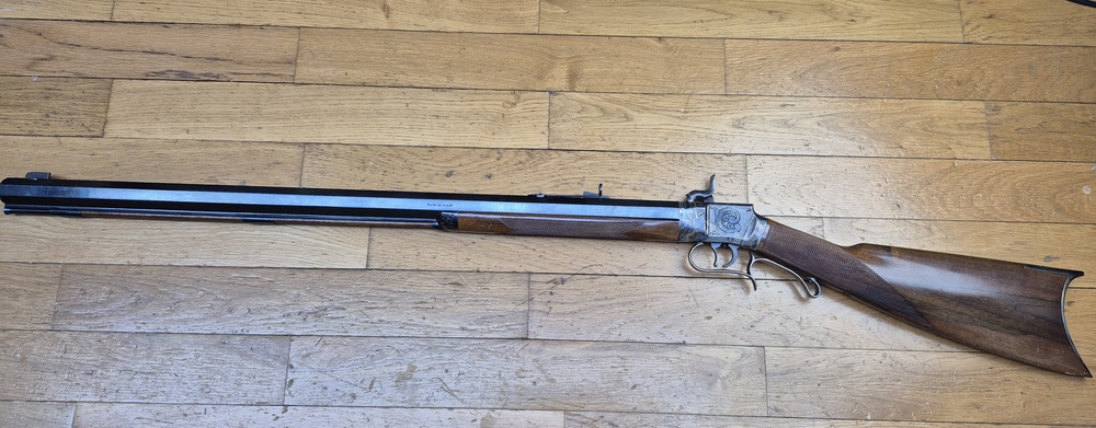 Très belle reproduction de Carabine de précision Edwin Wesson - Modèle vers 1845/49 - Cal .50 - Fabrication Italienne Moffra di Mainardi pour Hege en Allemagne - Arme poudre noire réputée pour sa précision longue distance - Très belles finitions - Jaspage à 90% - Bois en TBE - Très beau canon - Excellente mécanique - Arme de 1978 - Superbe et rare dans le monde poudre noire- TBE++ – Image 31
